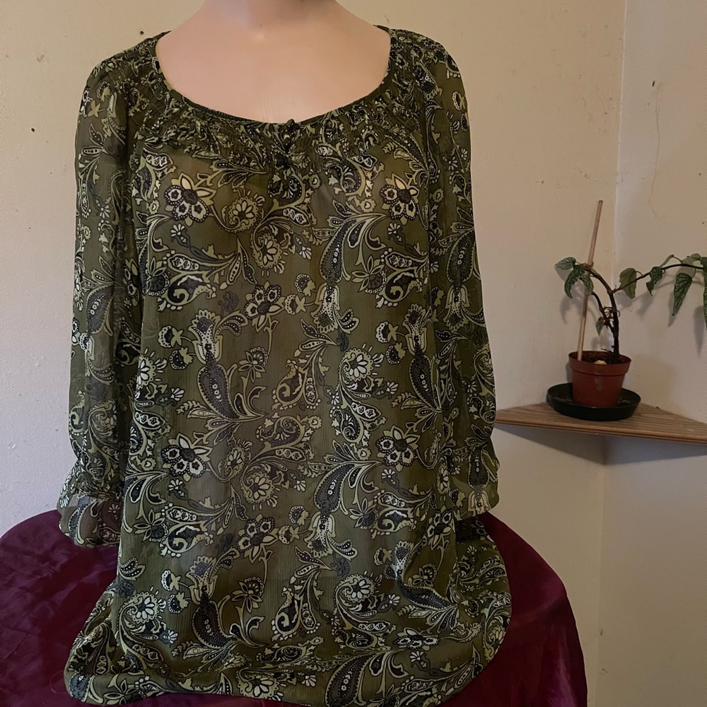 Apt 9 sheer shirt